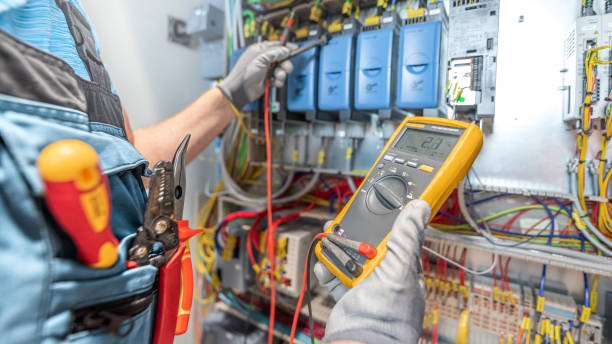  Una, WA Electrician Pros